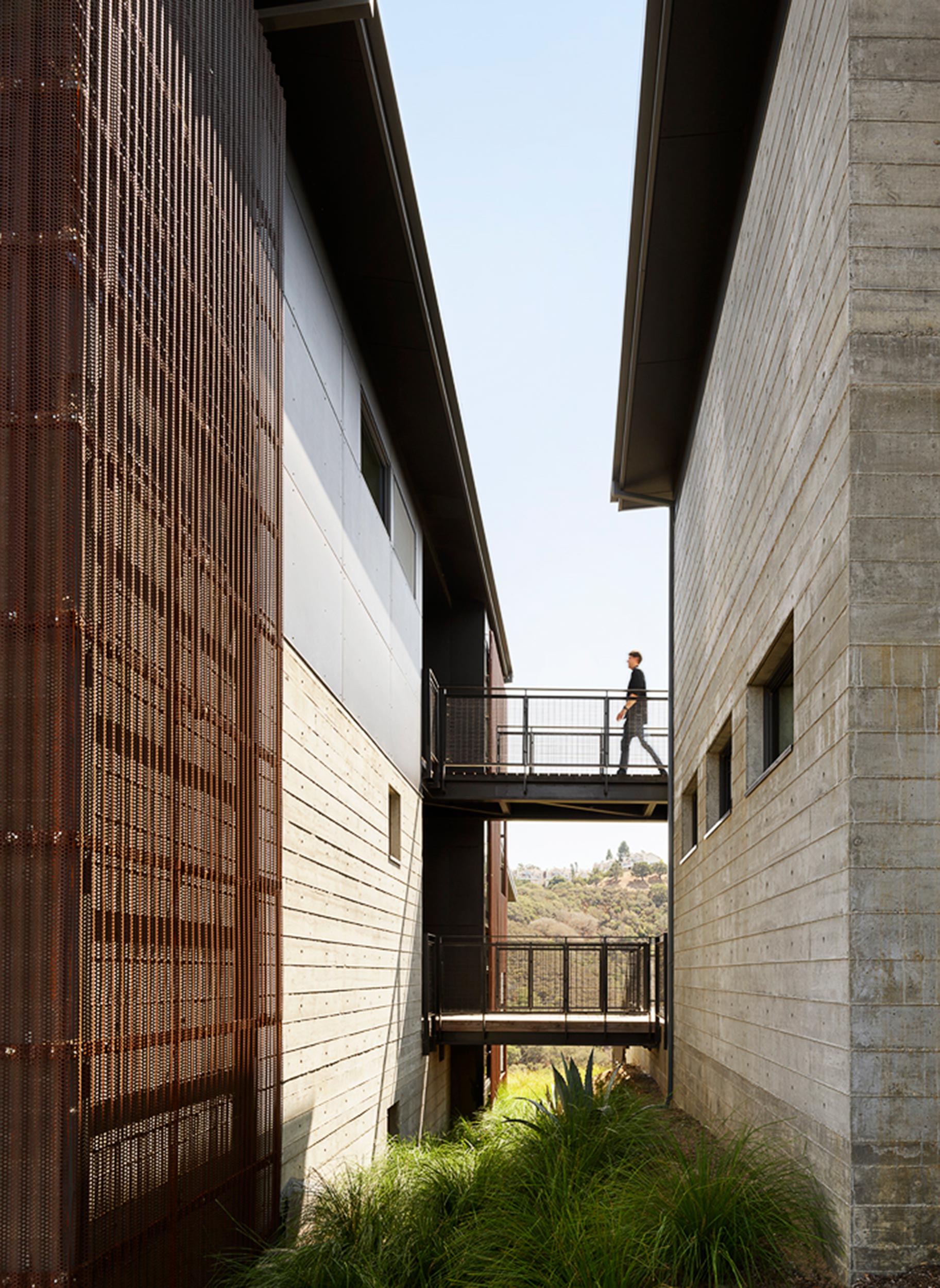 Urban Canyon San Carlos, CA perspecitive view